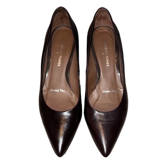 Donald J. Pliner Brown Heels - Picture 3 of 15